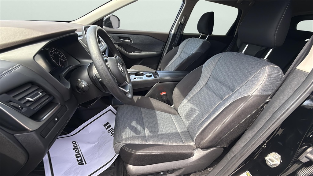 2023 Nissan Rogue SV AWD photo 12