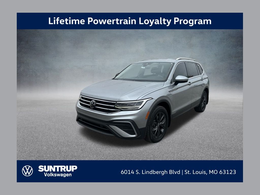 2022 Volkswagen Tiguan SE's photo