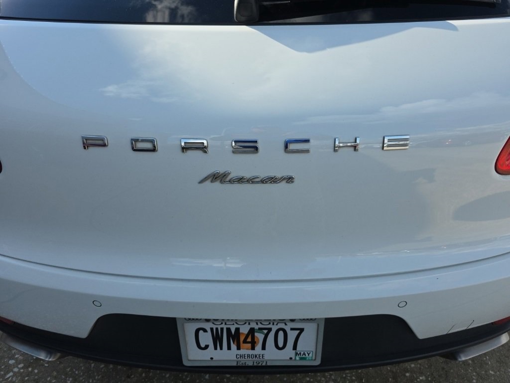 2018 Porsche Macan Base photo 4