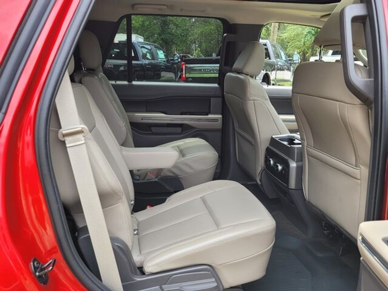 2021 Ford Expedition XLT photo 14