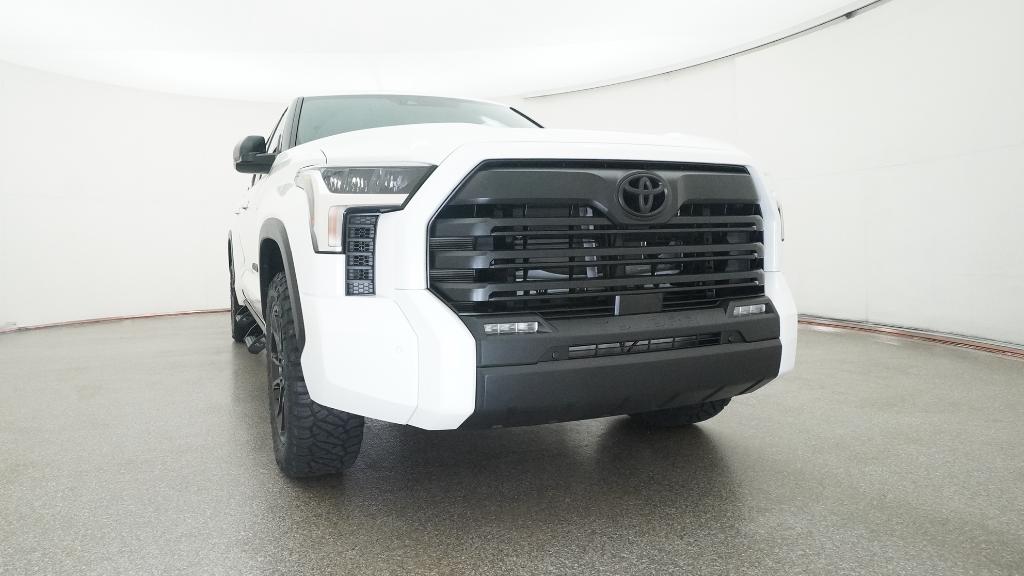 2026 Toyota Tundra SR5 CrewMax photo 29