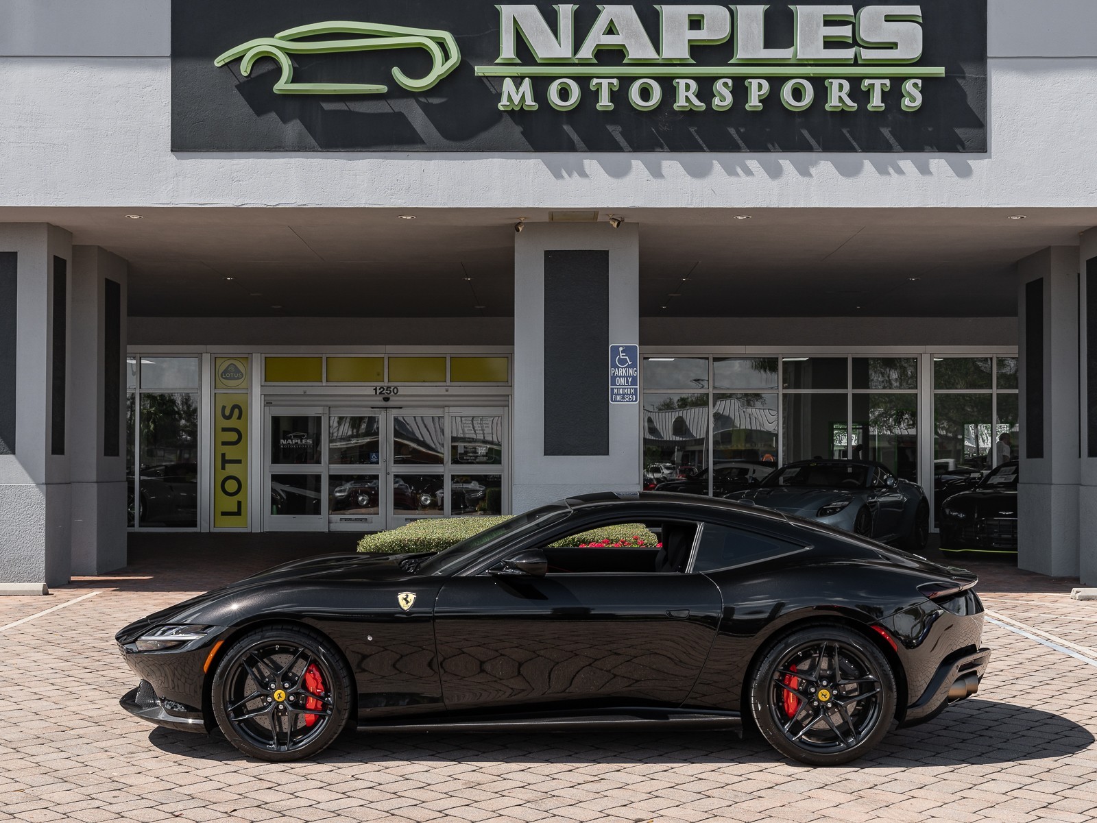 2023 Ferrari Roma photo 27