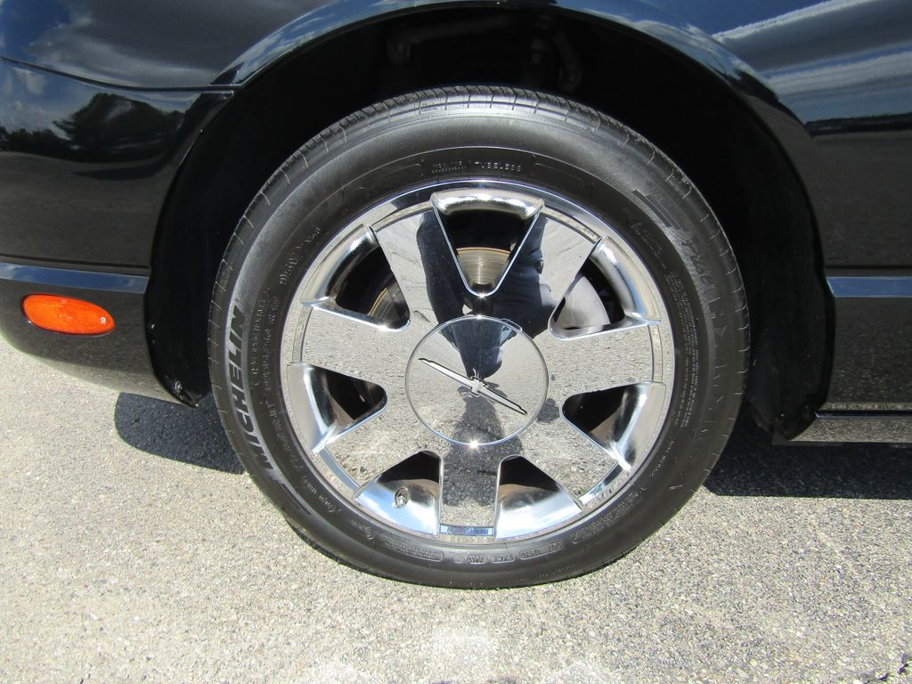 2002 Ford Thunderbird Base photo 17