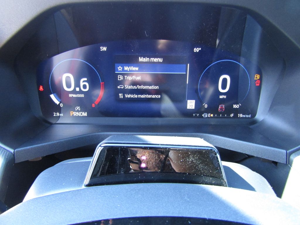 2025 Ford Explorer ST photo 18