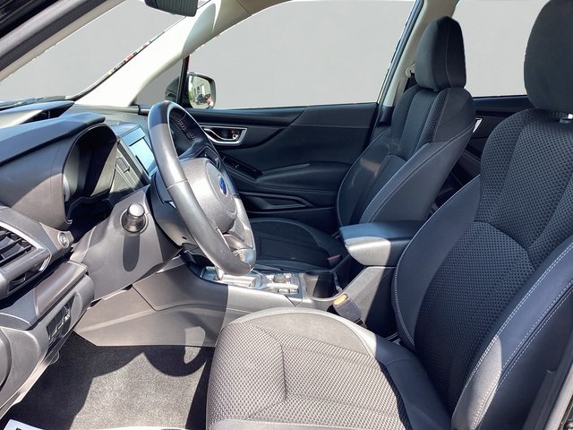 2020 Subaru Forester Premium photo 7