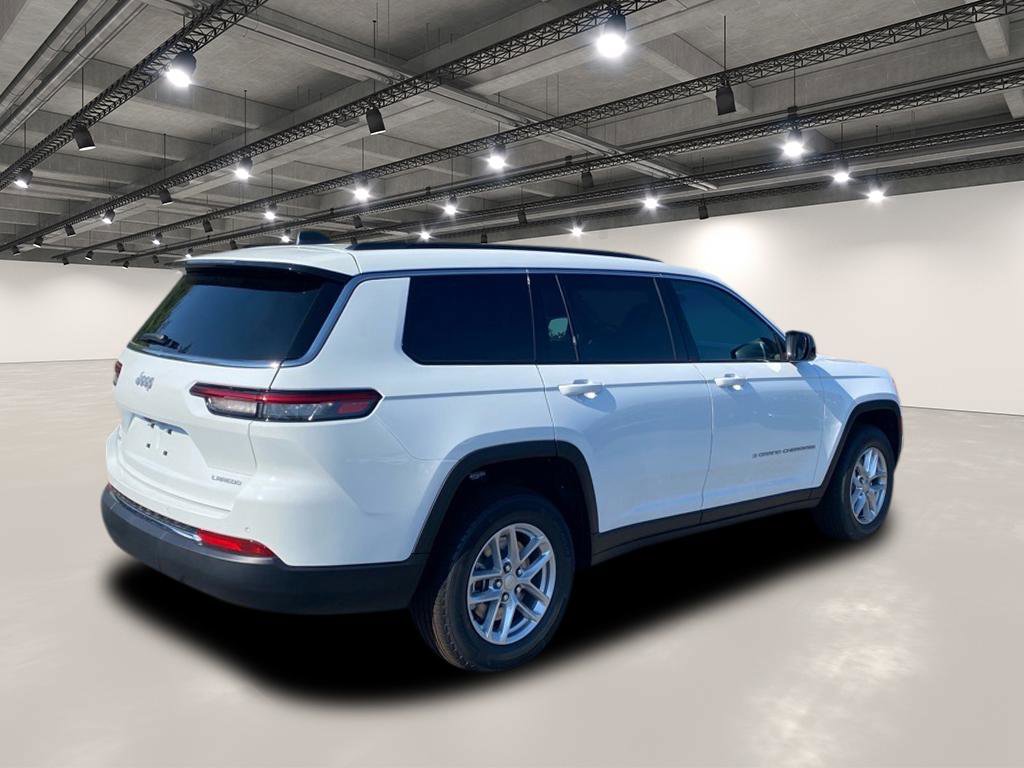 2025 Jeep Grand Cherokee Laredo X photo 4