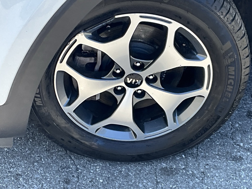 2020 Kia Telluride EX photo 2