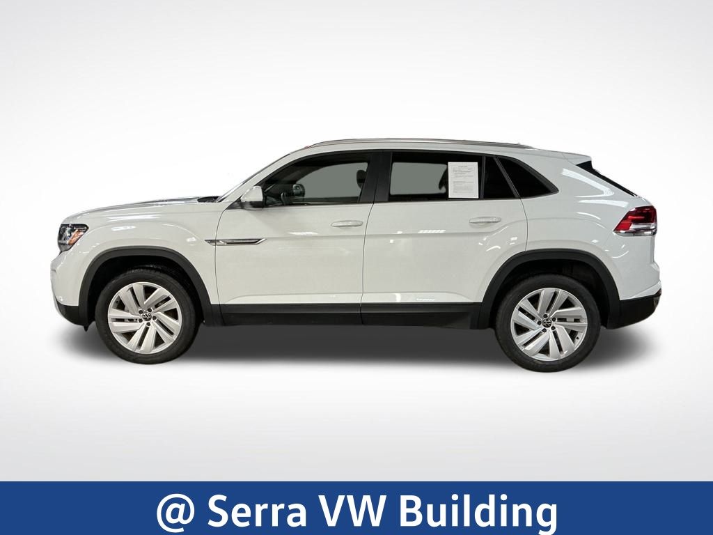 2023 Volkswagen Atlas Cross Sport V6 SE Technology photo 2