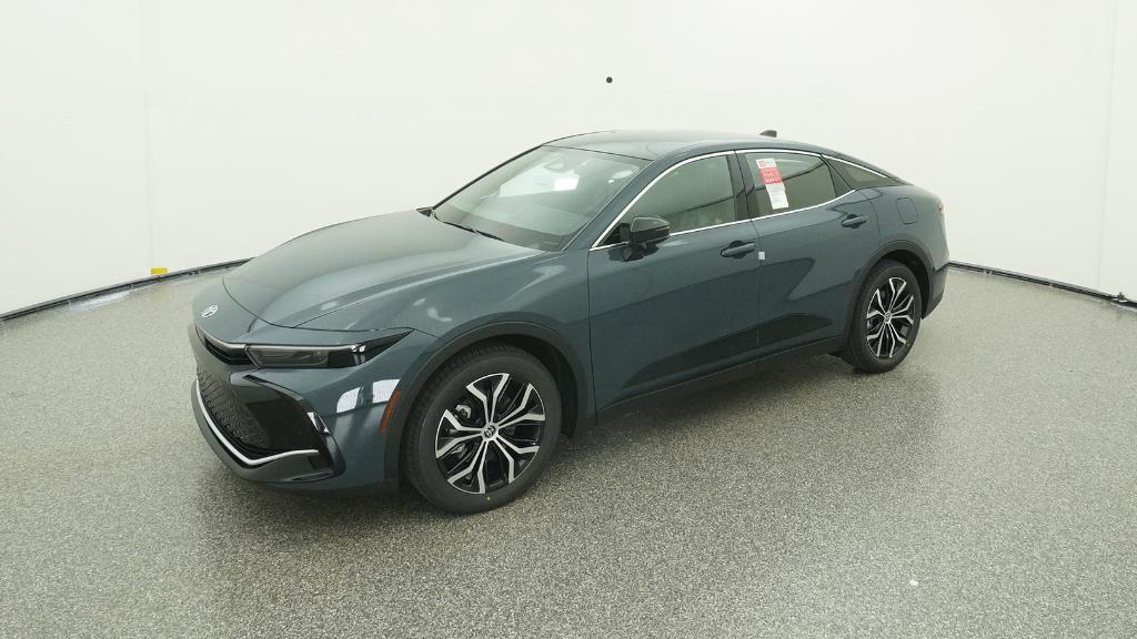 2026 Toyota Crown XLE's photo