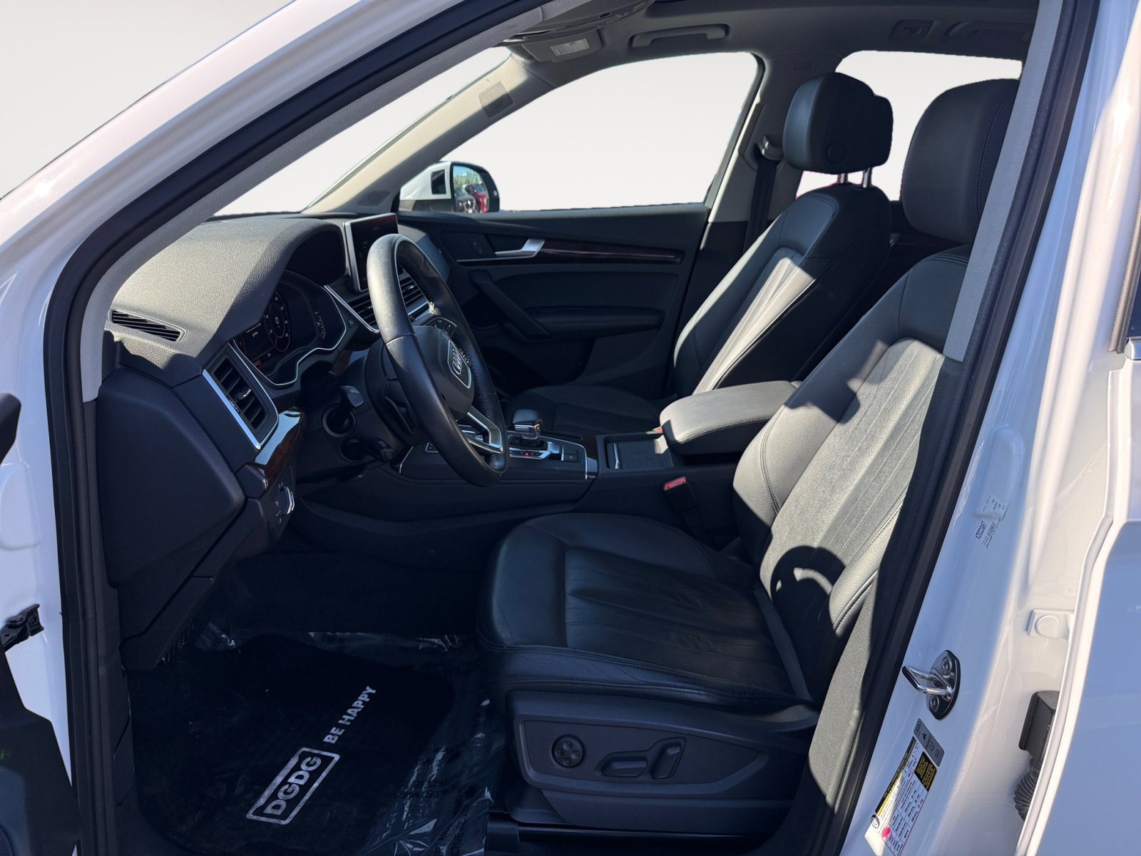 2019 Audi Q5 2.0T Premium Plus photo 9