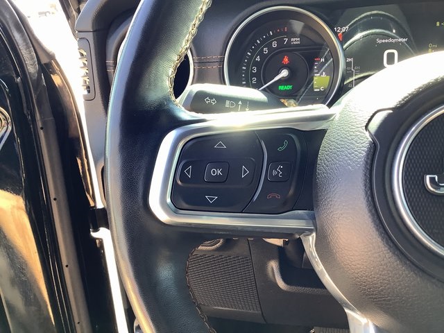 2022 Jeep Wrangler Unlimited Sahara 4xe photo 13