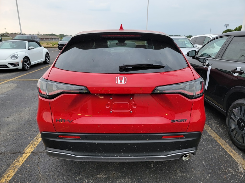2026 Honda HR-V Sport photo 3