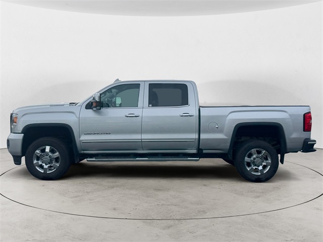 2018 Gmc Sierra Denali photo 2