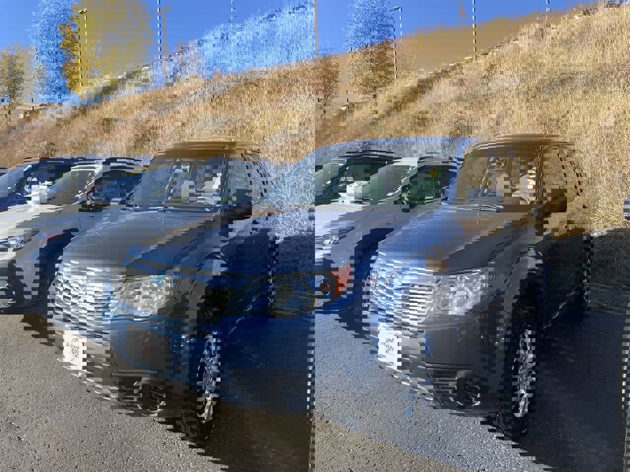 2010 Subaru Forester 2.5X photo 2