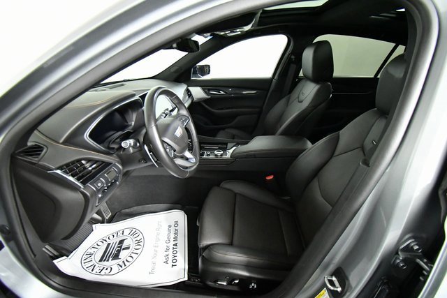 2024 Cadillac CT5 V photo 10