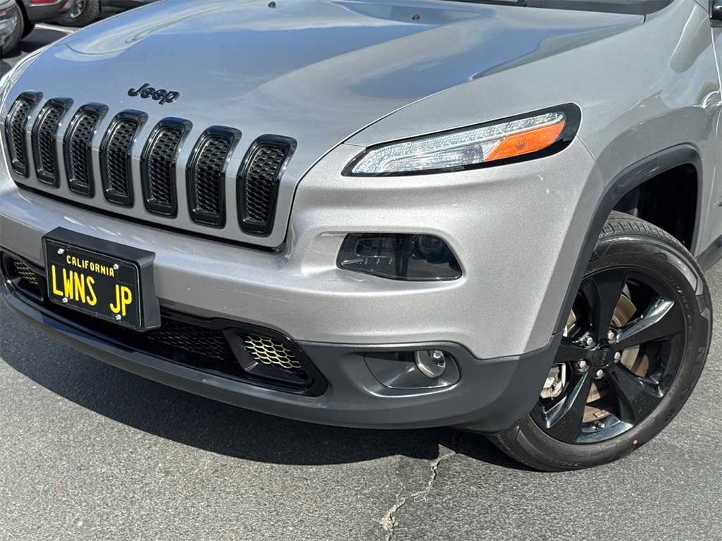 2017 Jeep Cherokee Limited photo 2