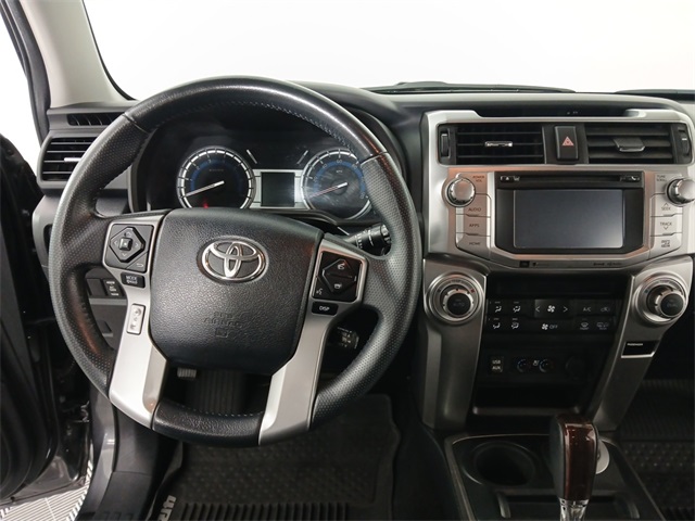 2017 Toyota 4Runner Limited photo 9