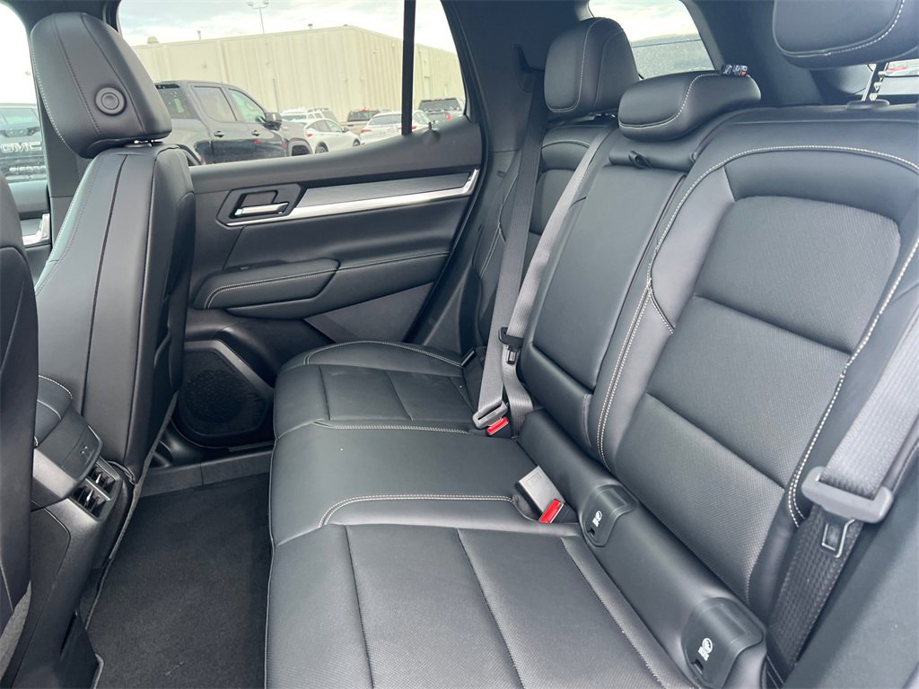 2026 GMC TERRAIN - Image 32