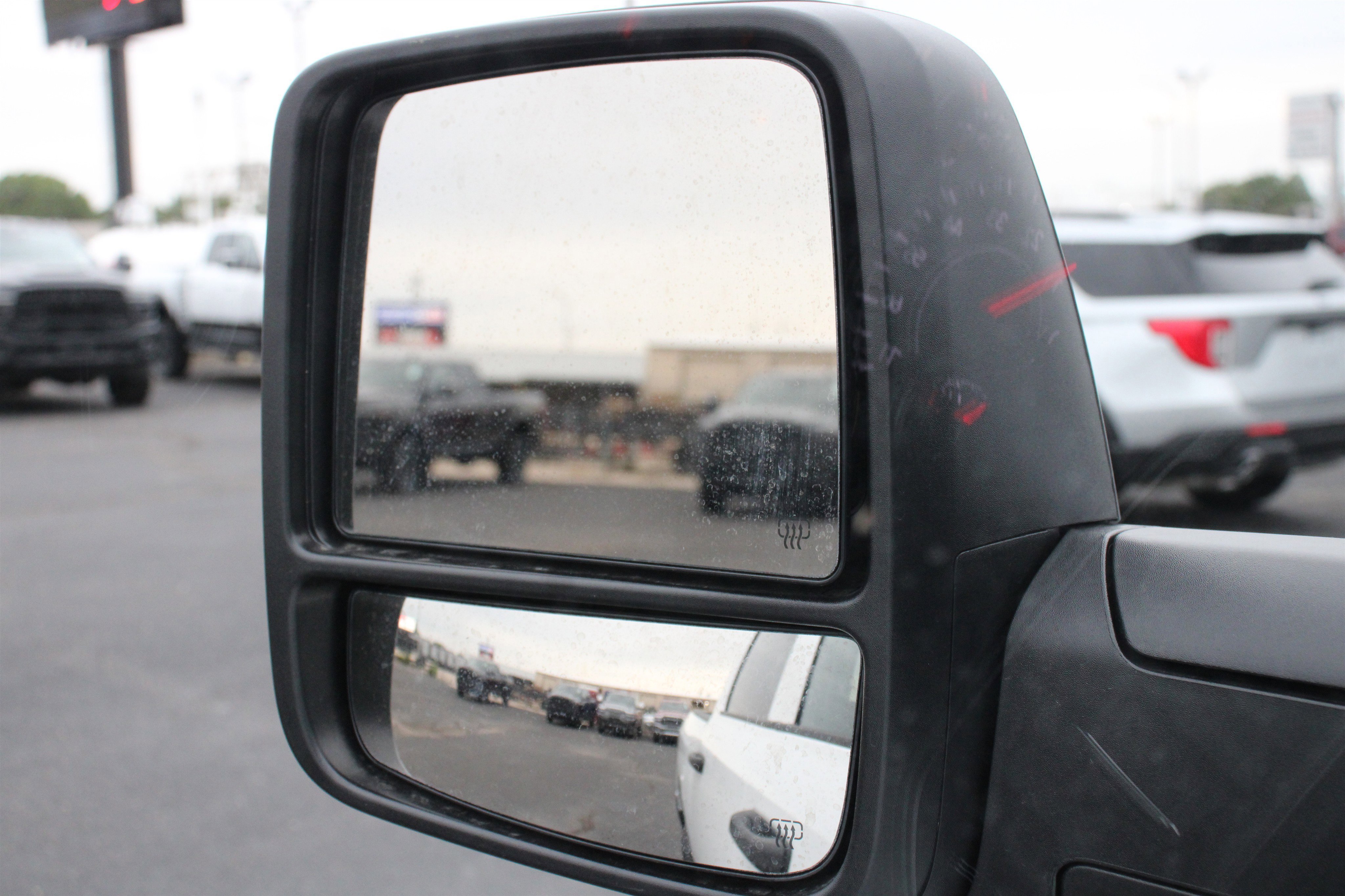 2026 Ram 2500 Tradesman photo 4
