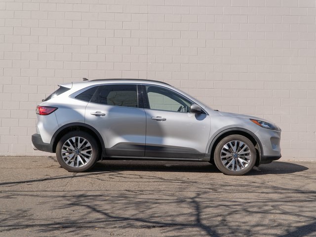 2020 Ford Escape Titanium photo 8