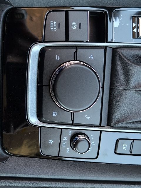 2025 Mazda CX-50 Premium photo 27
