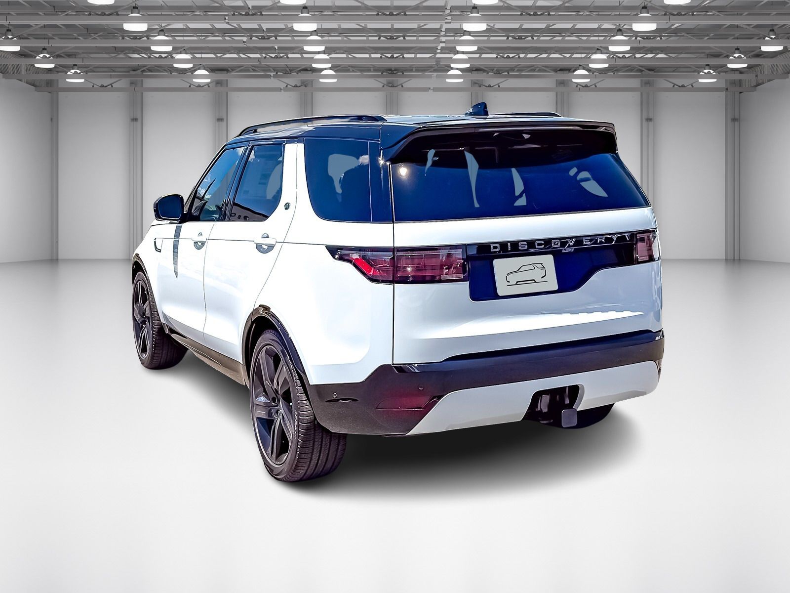 2025 Land Rover Discovery SE photo 3