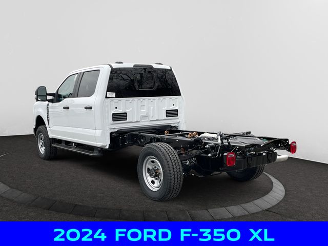 2024 Ford F-350 XL photo 3