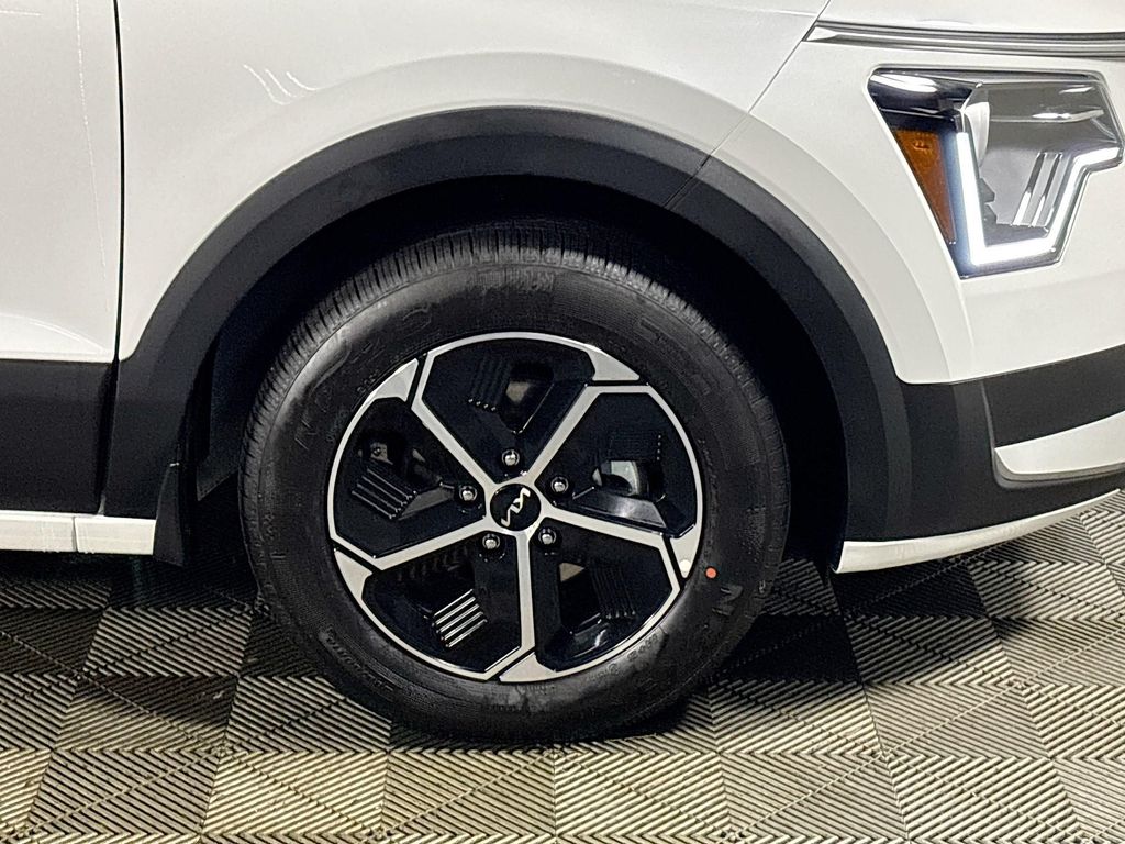2025 Kia Niro EX Touring photo 22