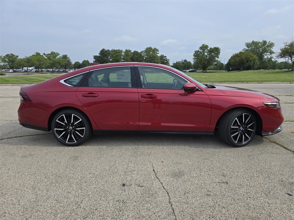 2025 Honda Accord Hybrid Touring photo 18