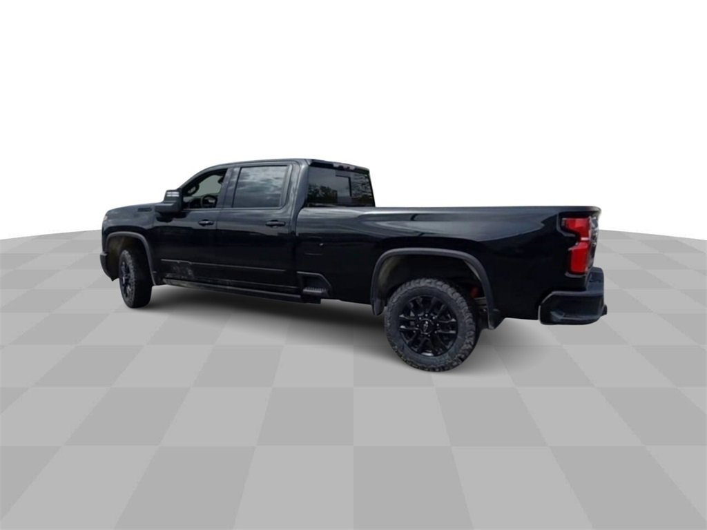 2025 Chevrolet Silverado 2500HD High Country photo 7