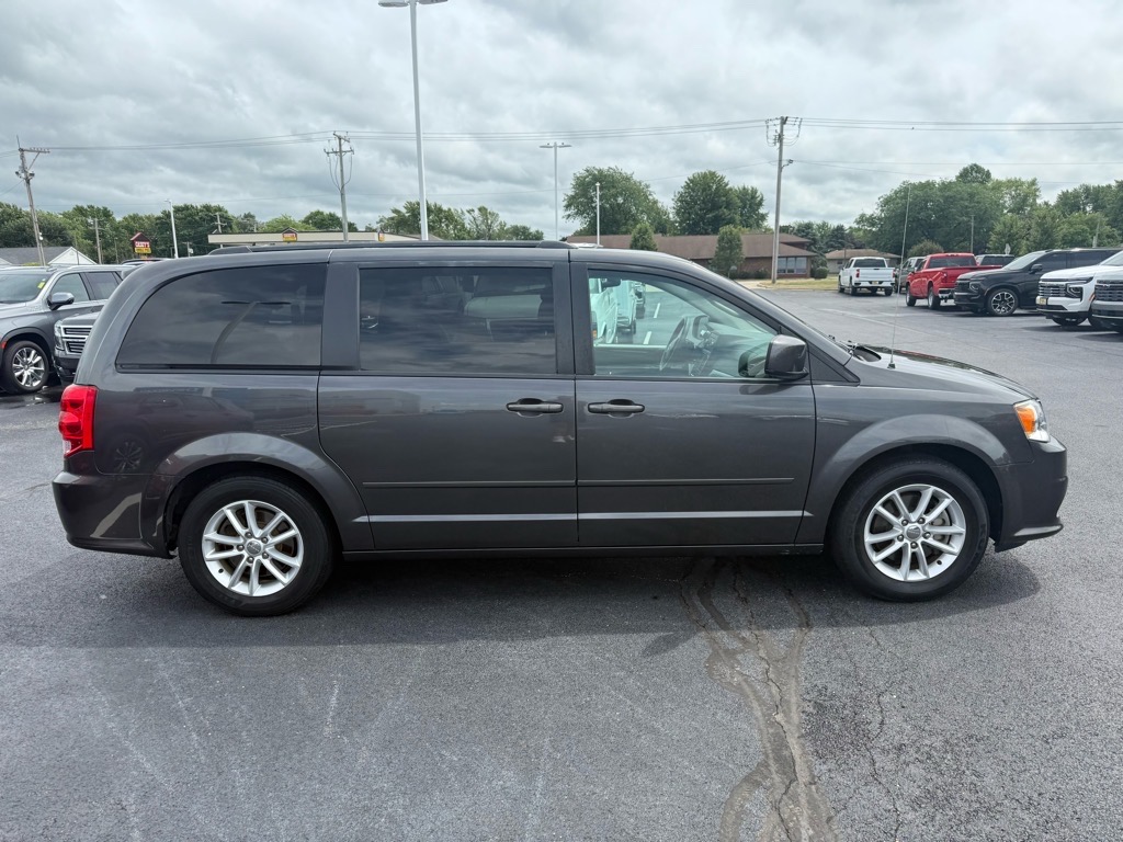 2016 Dodge Grand Caravan SXT photo 6
