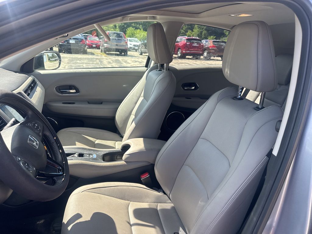 2022 Honda HR-V EX-L photo 13