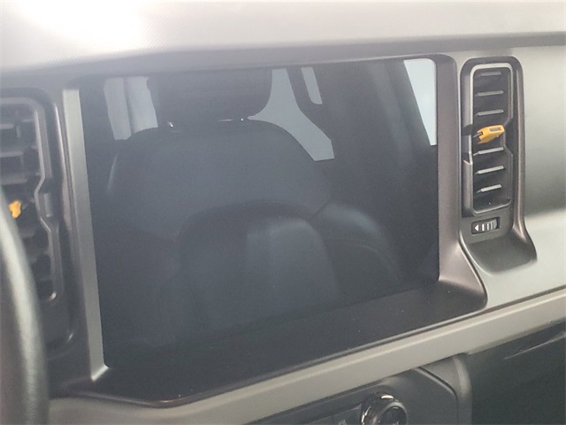 2022 Ford Bronco Badlands photo 16