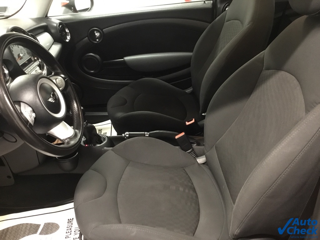 2010 Mini Clubman Base photo 14