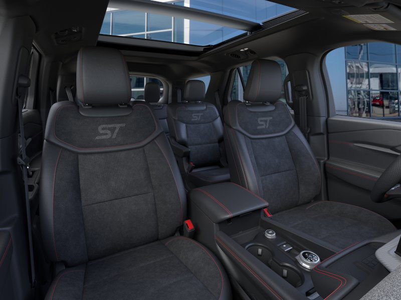 2025 Ford Explorer ST photo 10