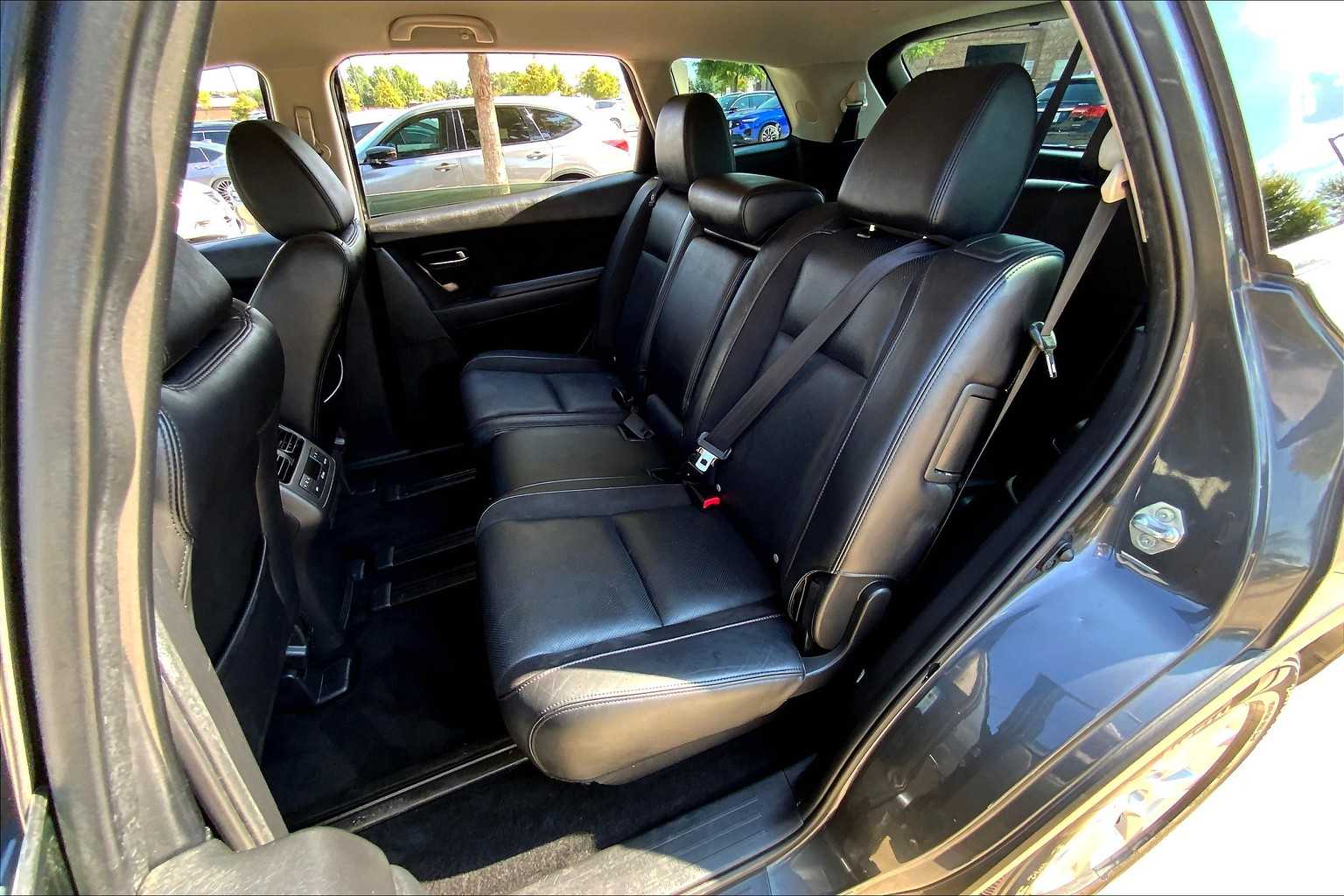 2014 Mazda CX-9 Touring photo 19