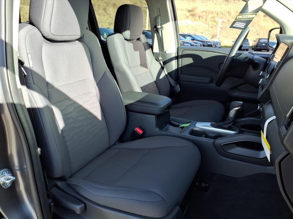 2026 Nissan Frontier S photo 3