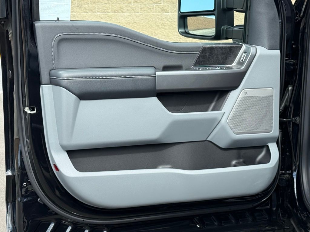 2026 Ford F-250 XLT photo 16