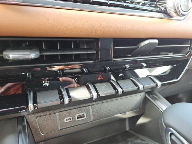 2026 Gmc Canyon AT4 photo 34