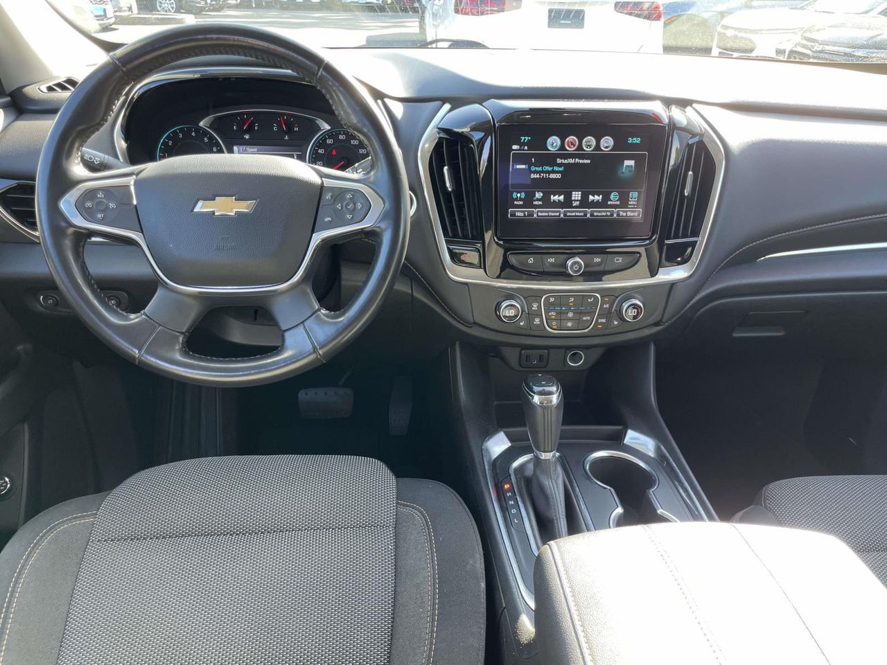 2018 Chevrolet Traverse 1LT photo 13