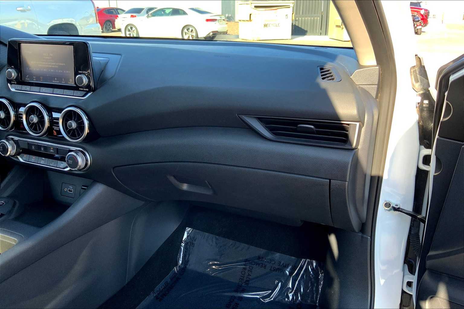 2023 Nissan Sentra S photo 16
