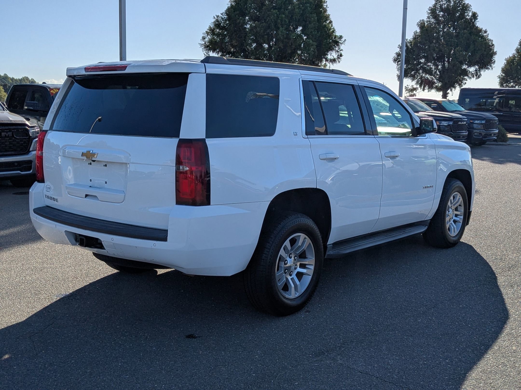2019 Chevrolet Tahoe LT photo 4