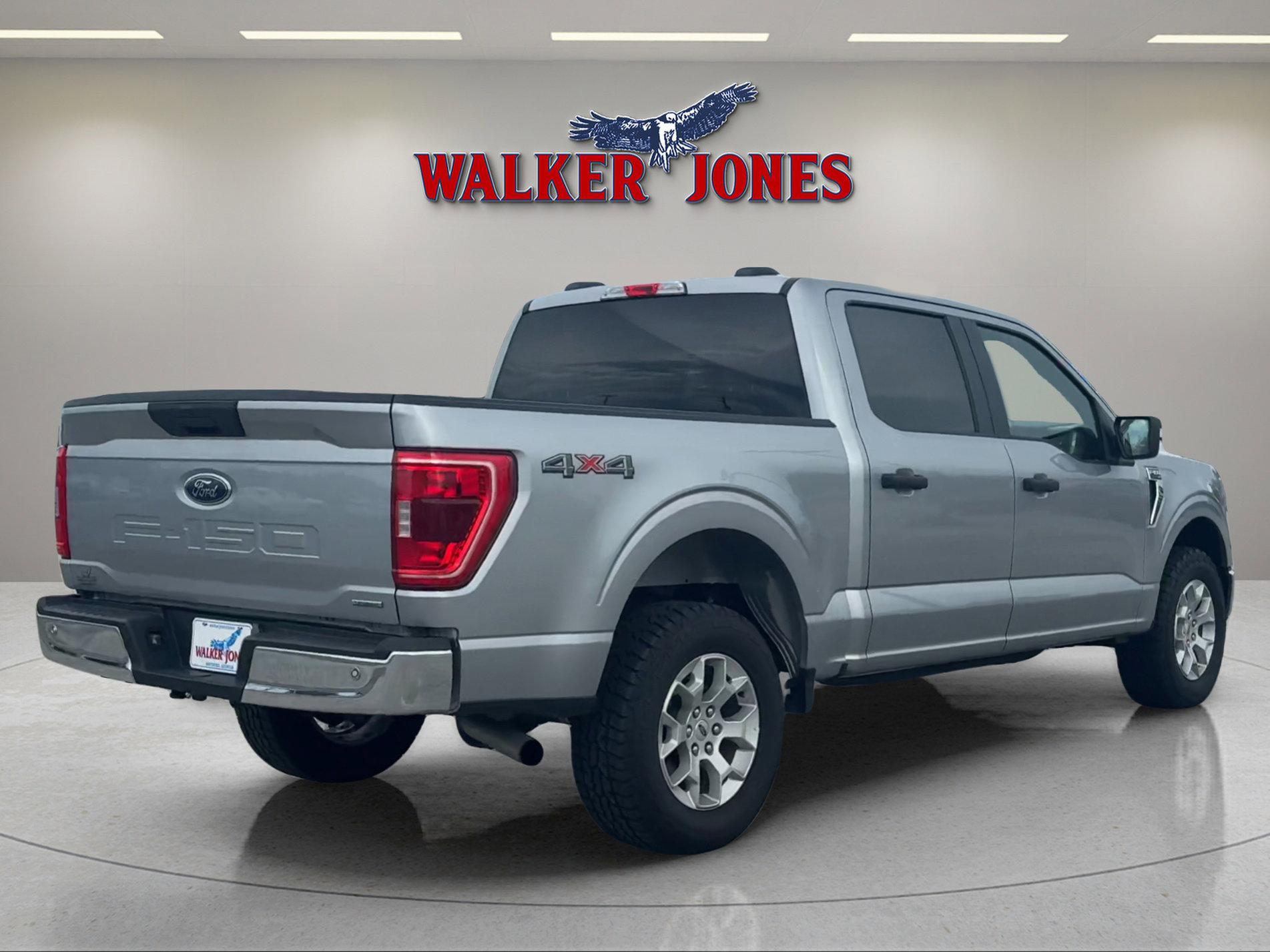 2023 Ford F-150 XLT photo 4