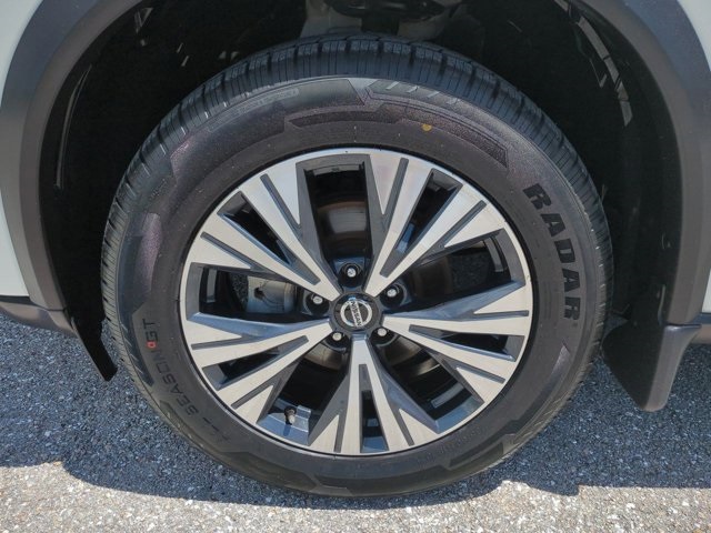 2021 Nissan Rogue SV photo 9