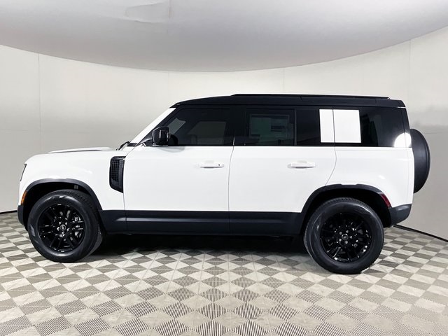 2025 Land Rover Defender 110 S photo 2
