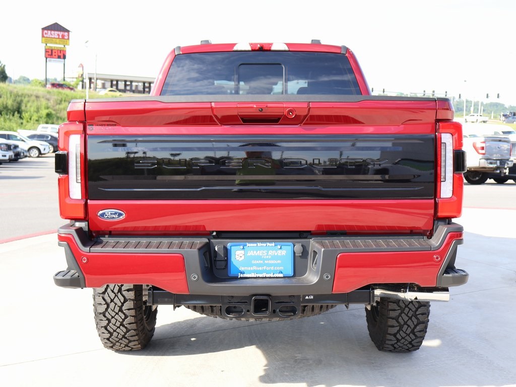 2025 Ford F-250 Platinum photo 4