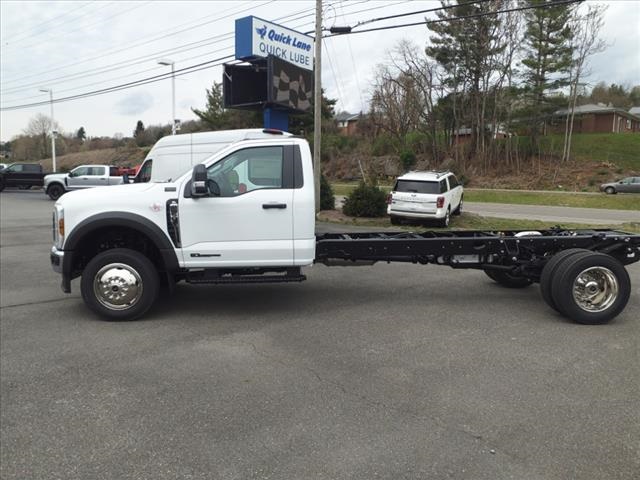 2025 Ford F-550 XL photo 2