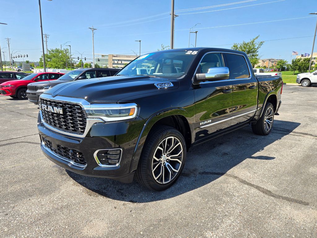 2025 Ram 1500 photo 7