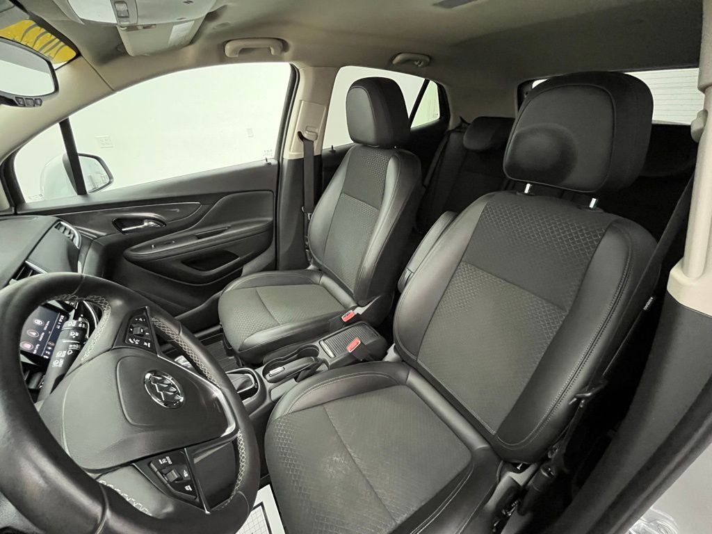 2022 Buick Encore Preferred photo 17