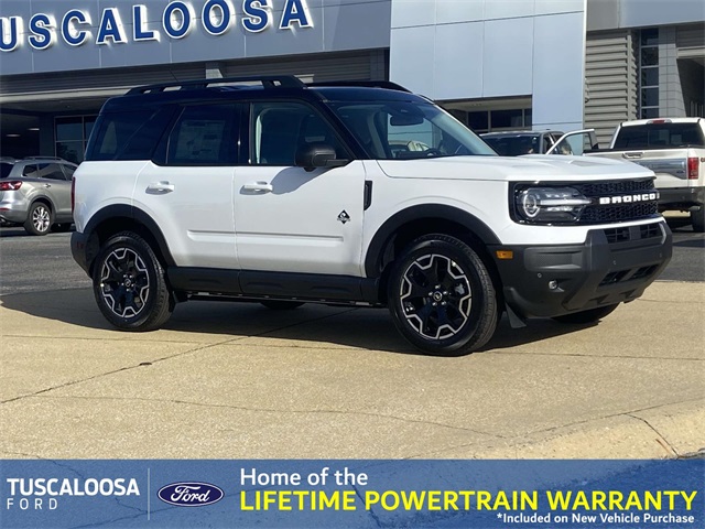 2025 Ford Bronco Sport Outer Banks's photo